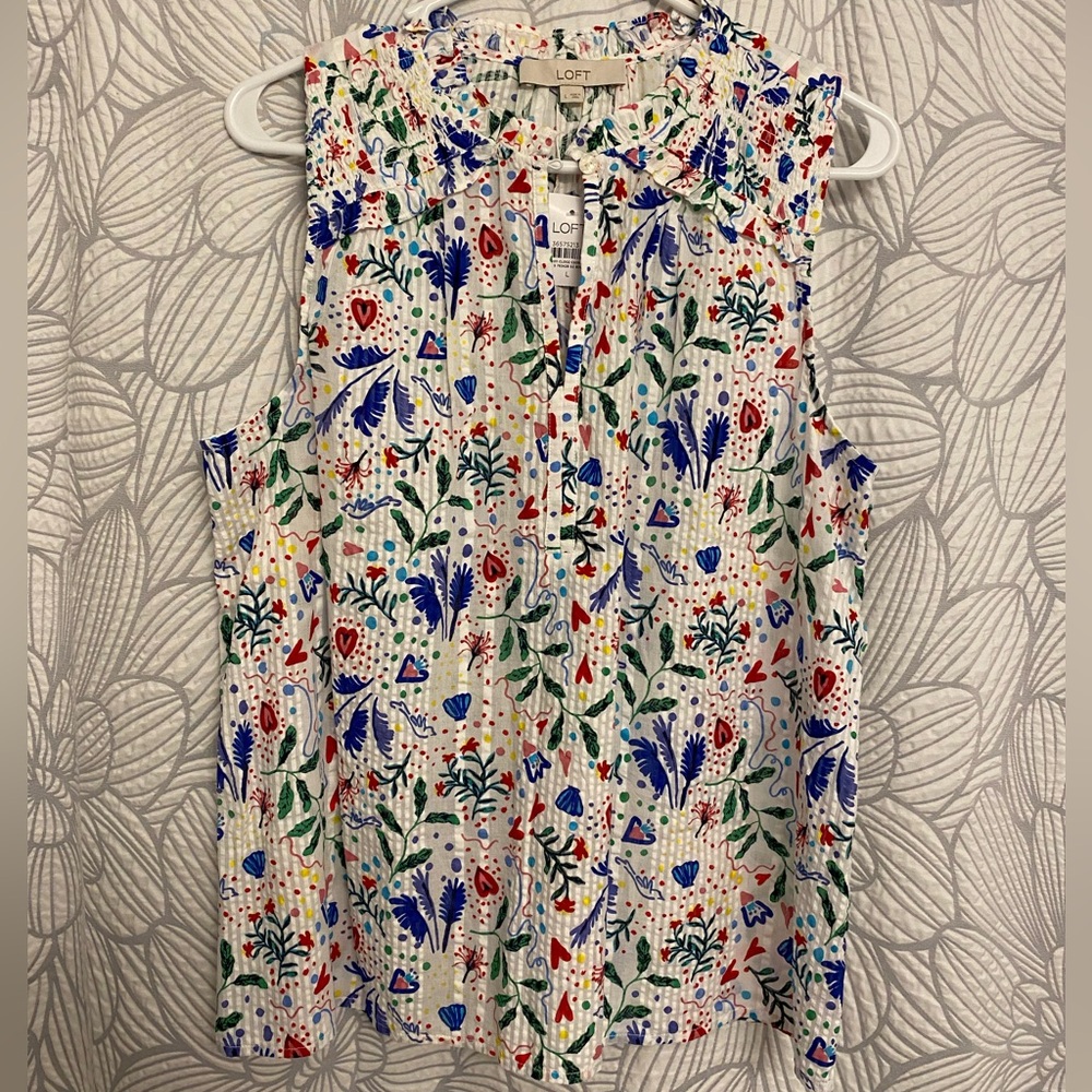 NWT Loft Split Neck Shell - Picture 5 of 8
